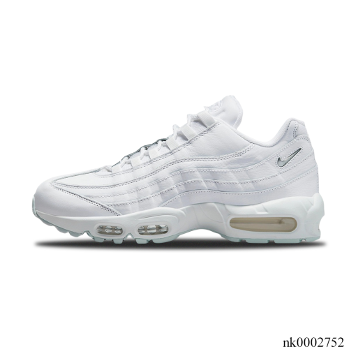 AM 95 Triple White Shoes Sneakers - nk0002752 - Image 2