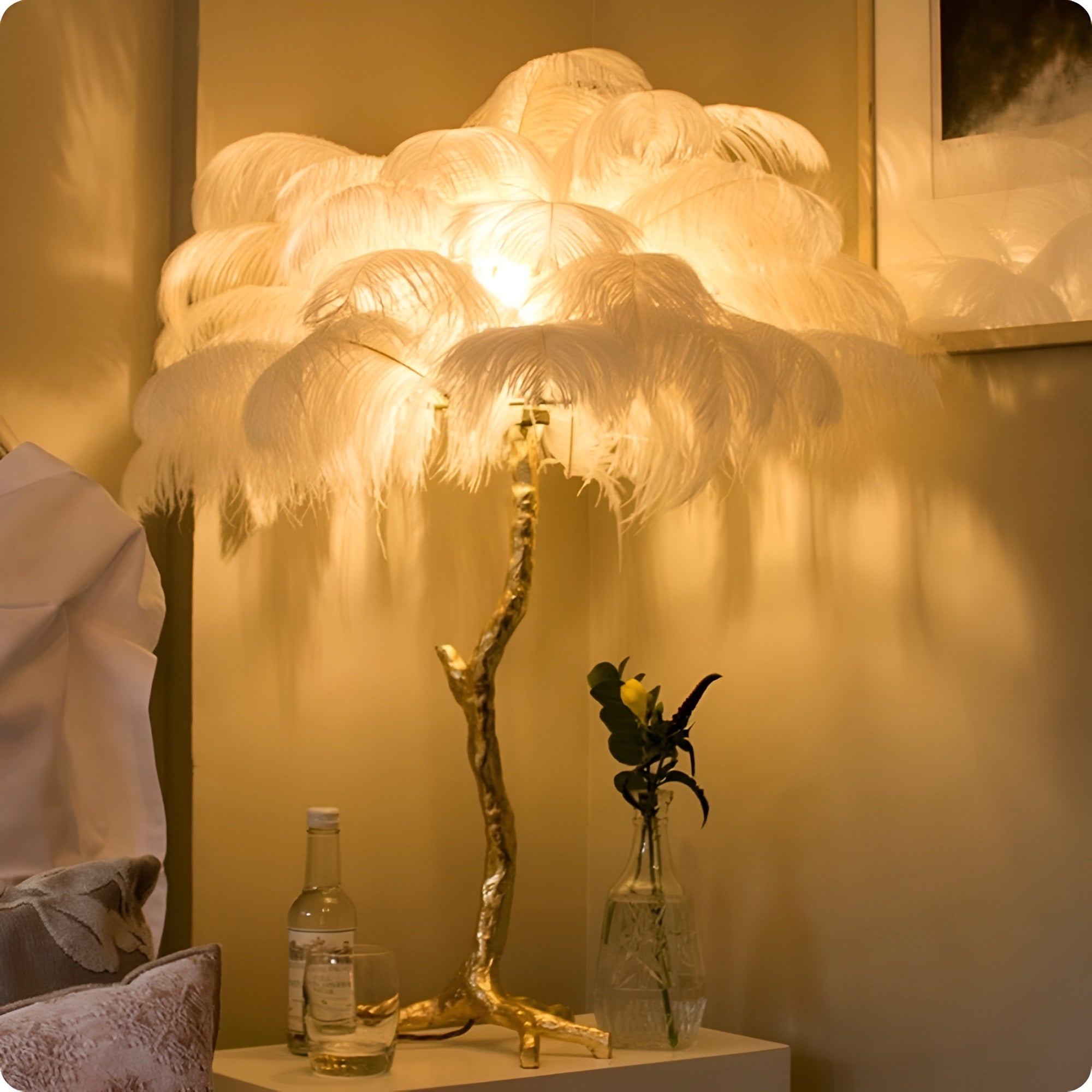 Superlative LED Light Luxurious Table Lamp - Image 2