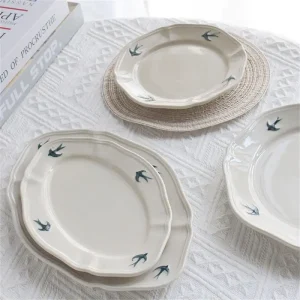 Ins Embossed Swallow Dinner Plate