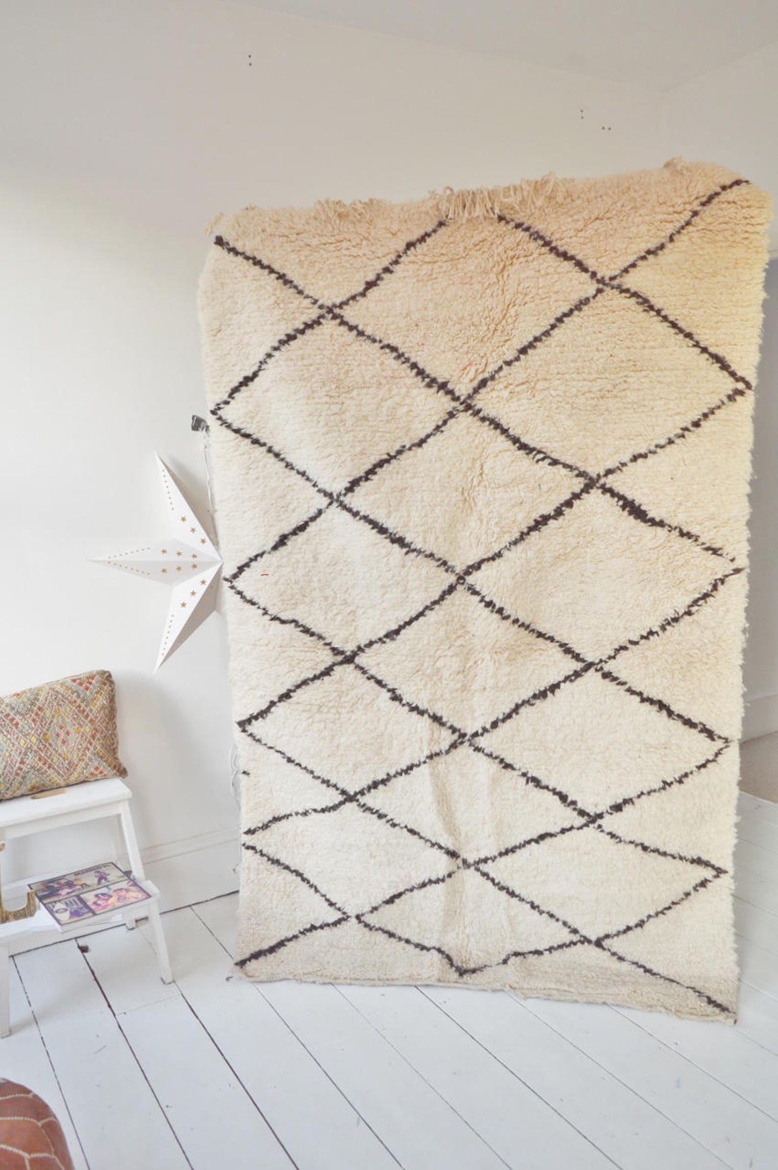 Moroccan White Beni Ouirain Rug, Vintage,Moroccan Carpet