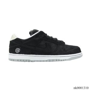 Alternative view of SB Dunk Low Medicom Toy (2020) Shoes Sneakers - nk0001310