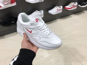 Alternative view of AM 1 Jewel Rare Ruby Shoes Sneakers - nk0000515