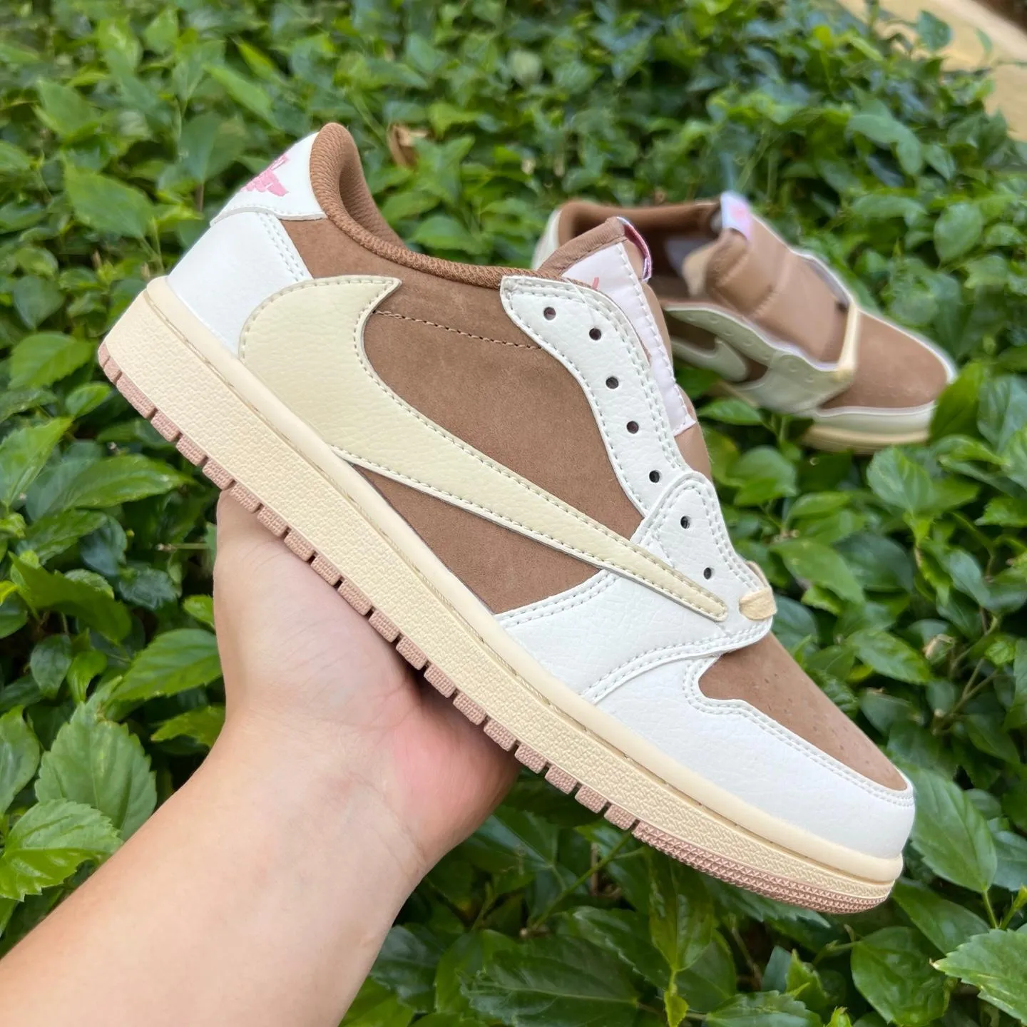Travis Scott x AJ 1 Low OG Brown Shy Shoes Sneakers – nk0004811 - Image 11