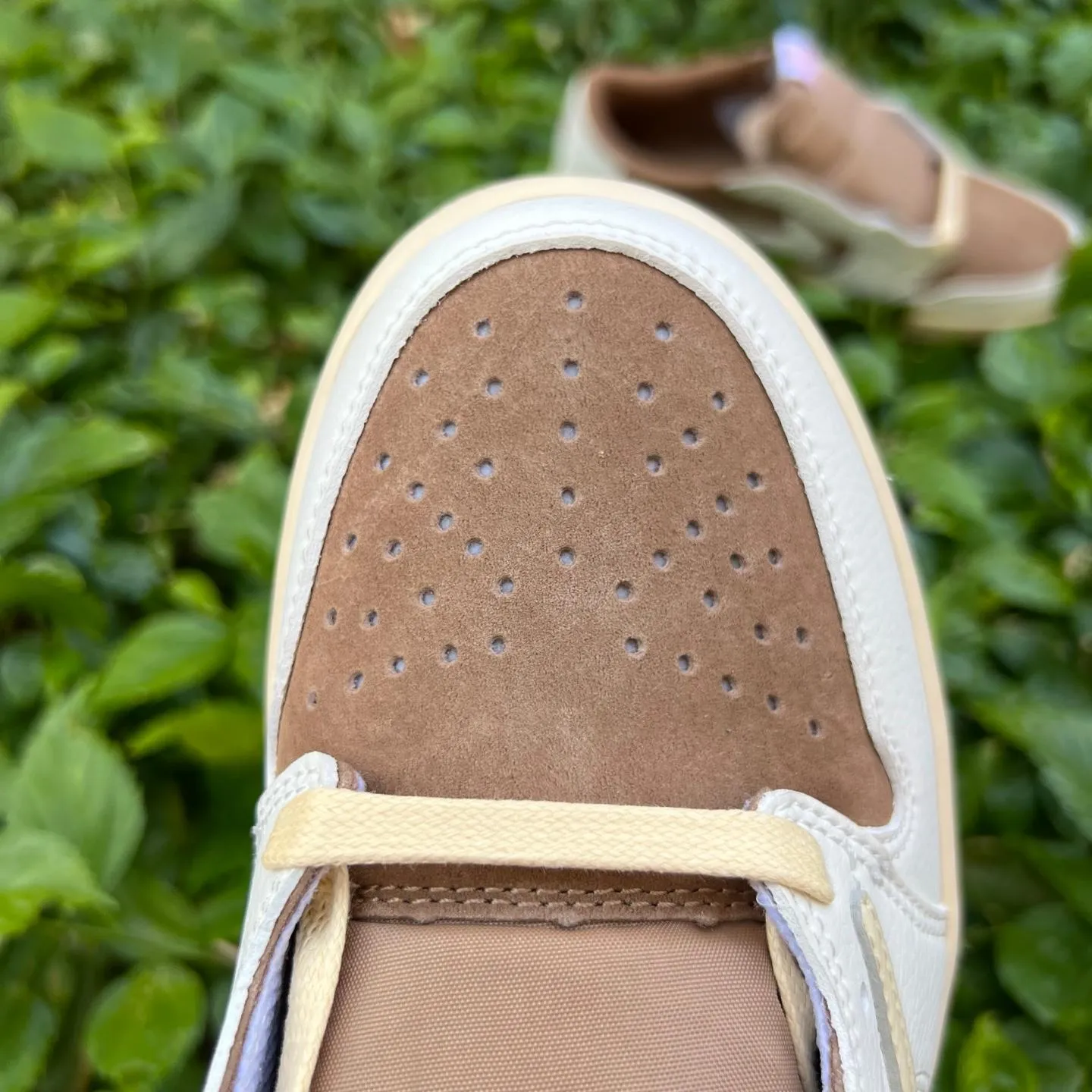 Travis Scott x AJ 1 Low OG Brown Shy Shoes Sneakers – nk0004811 - Image 6
