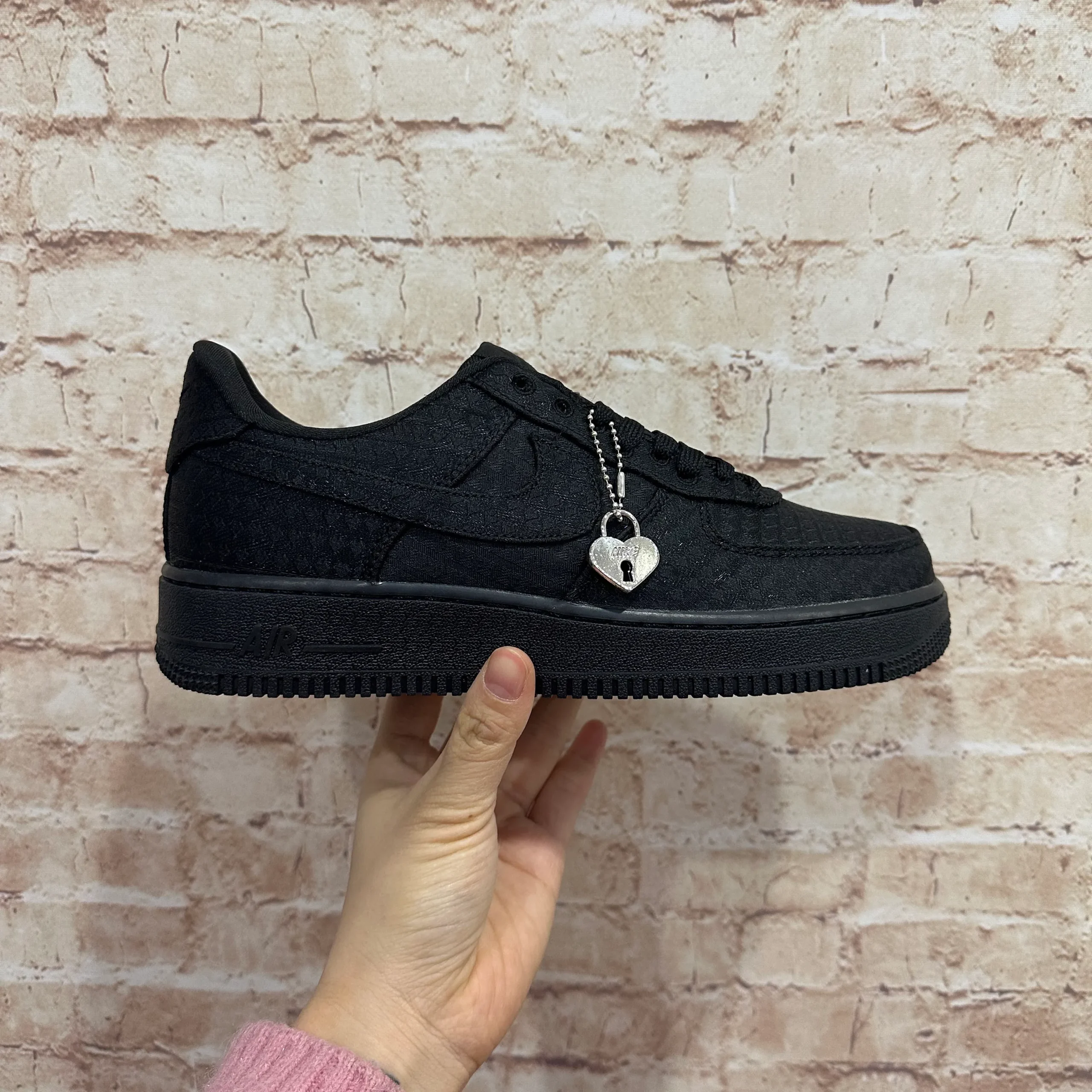 AF 1 Low Valentine’s Day Black (2026) Shoes Sneakers - nk0004954 - Image 8