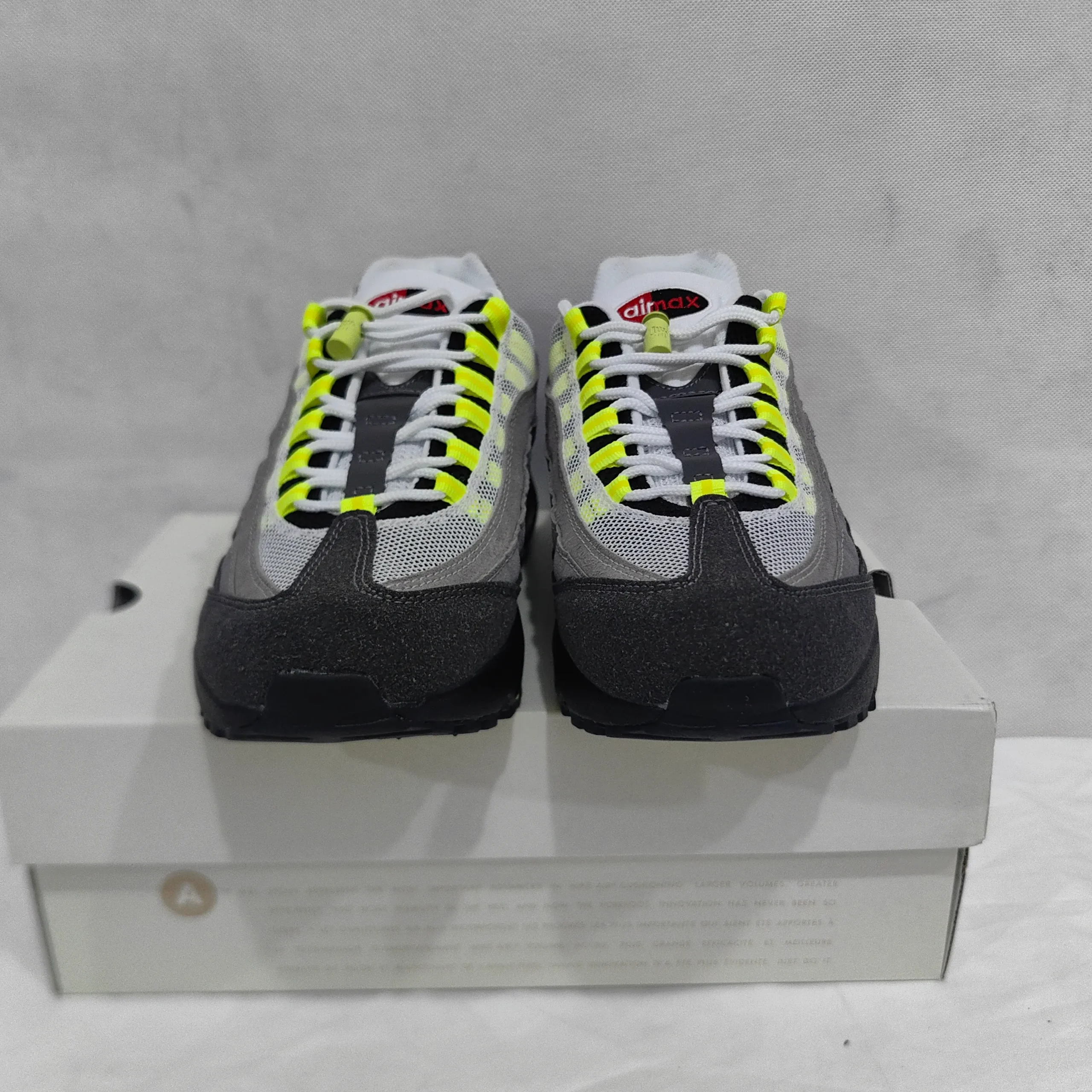 Undefeated x AM 95 Geo NYC Neon Shoes Sneakers - nk0004982 - Image 13