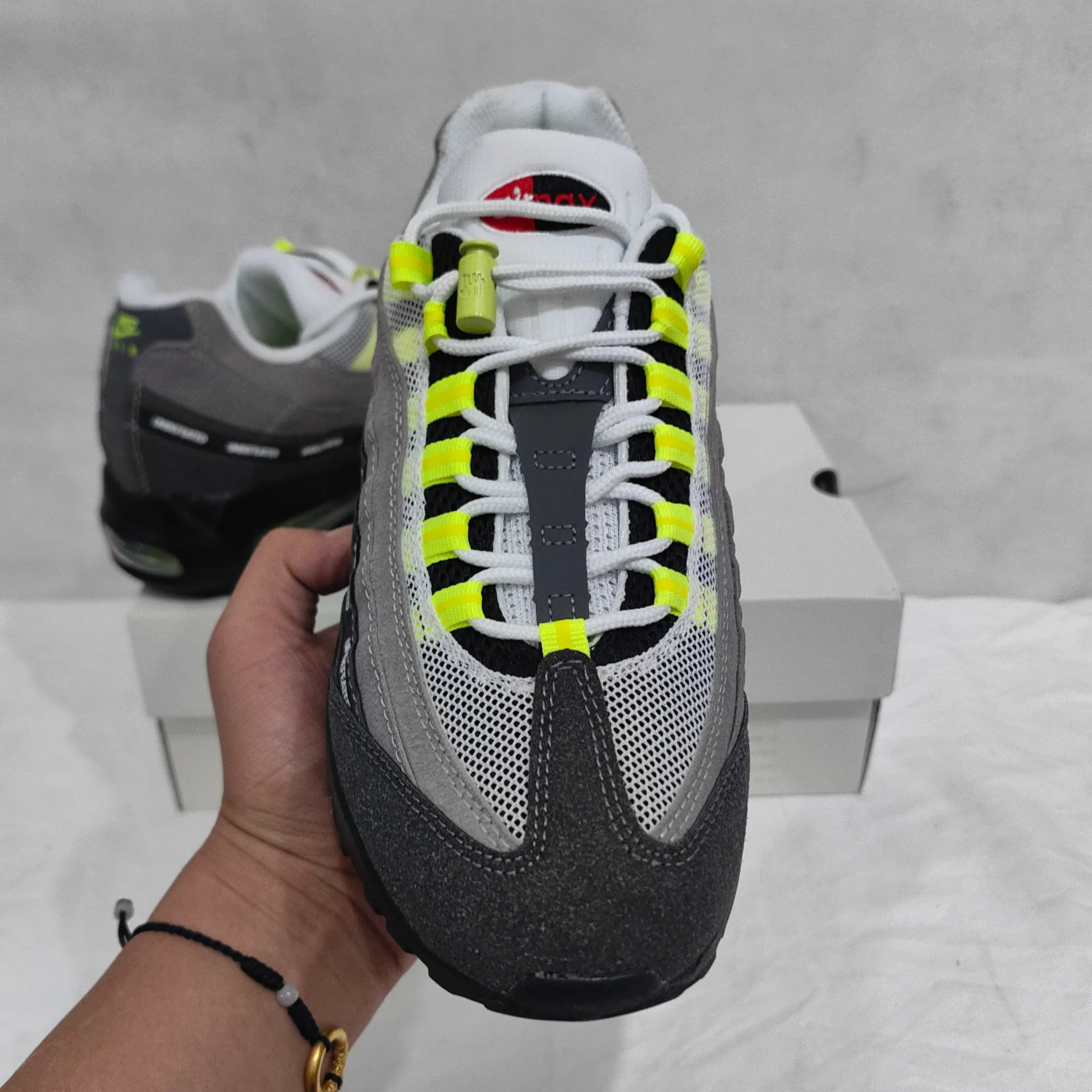 Undefeated x AM 95 Geo NYC Neon Shoes Sneakers - nk0004982 - Image 12