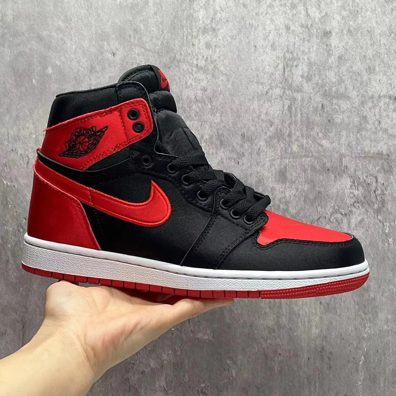AJ 1 Retro High OG Chicago Lost and Found Shoes Sneakers - nk0005100 - Image 3