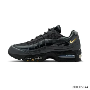 Alternative view of AM 95 Big Bubble Total 90 Black Shoes Sneakers - nk0005144