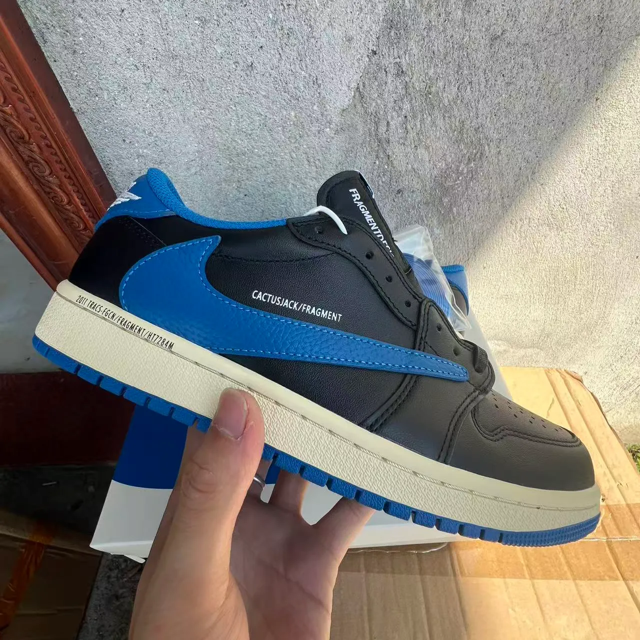 Fragment x Travis Scott x AJ 1 Low 3.0 "Black and White Blue" Shoes Sneakers – nk0005308 - Image 3