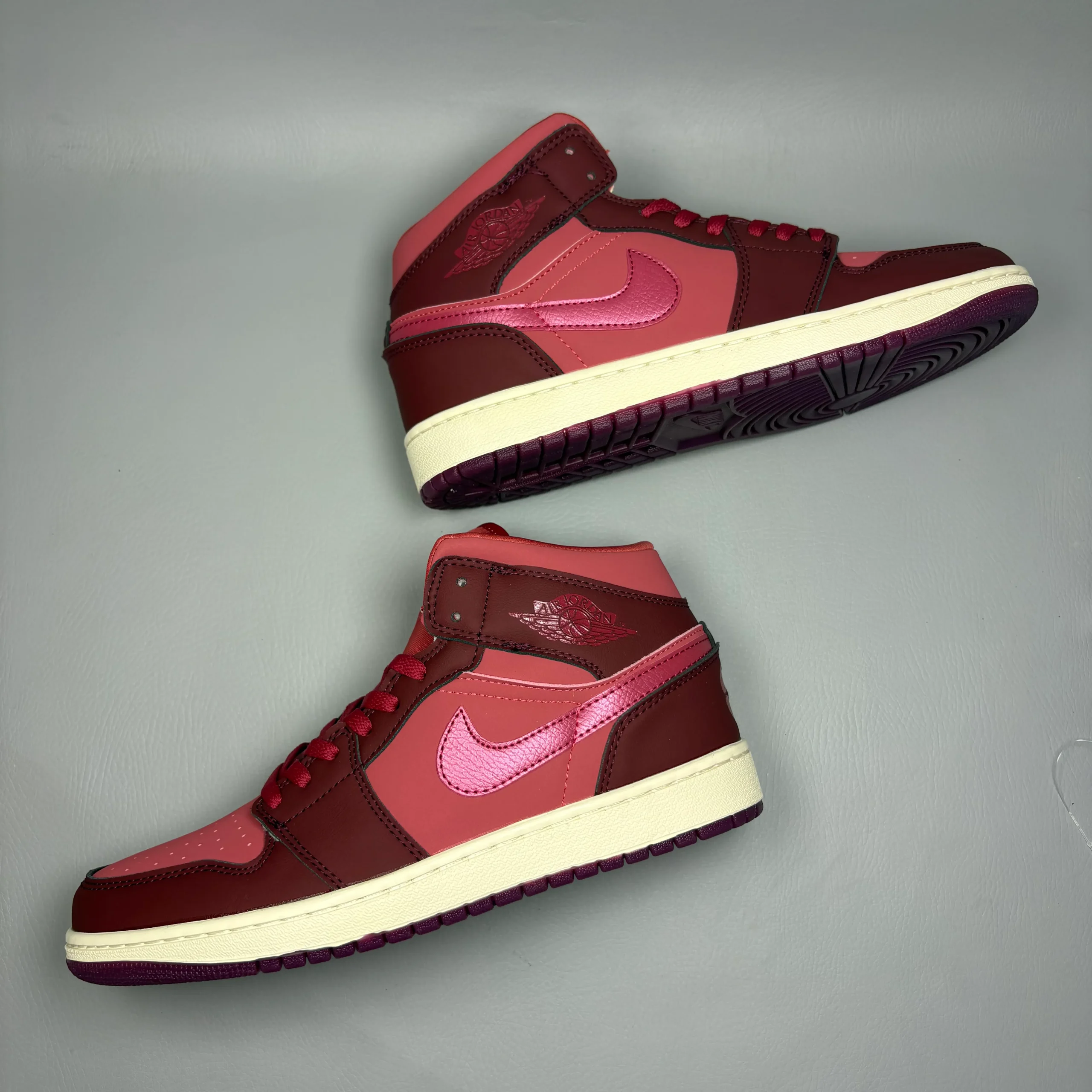 AJ 1 Mid SE 'Valentine's Day' Shoes Sneakers – nk0005313 - Image 3