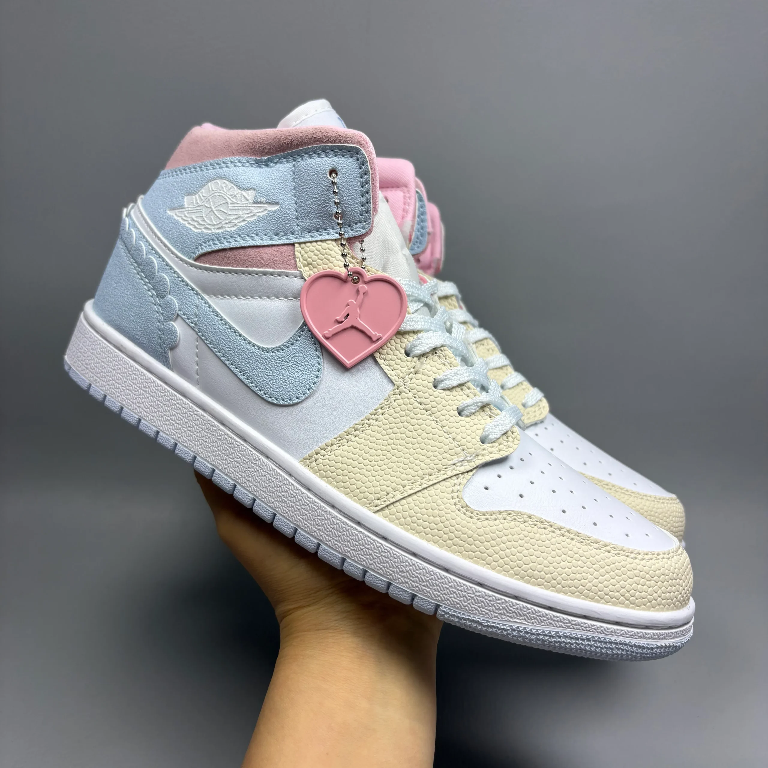 AJ 1 Mid SE Love Is In The Air/ Valentine's Day Shoes Sneakers – nk0005315 - Image 9