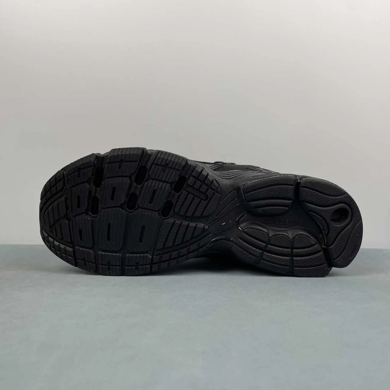 AD Astir Shoes Sneakers - nk0005342 - Image 19