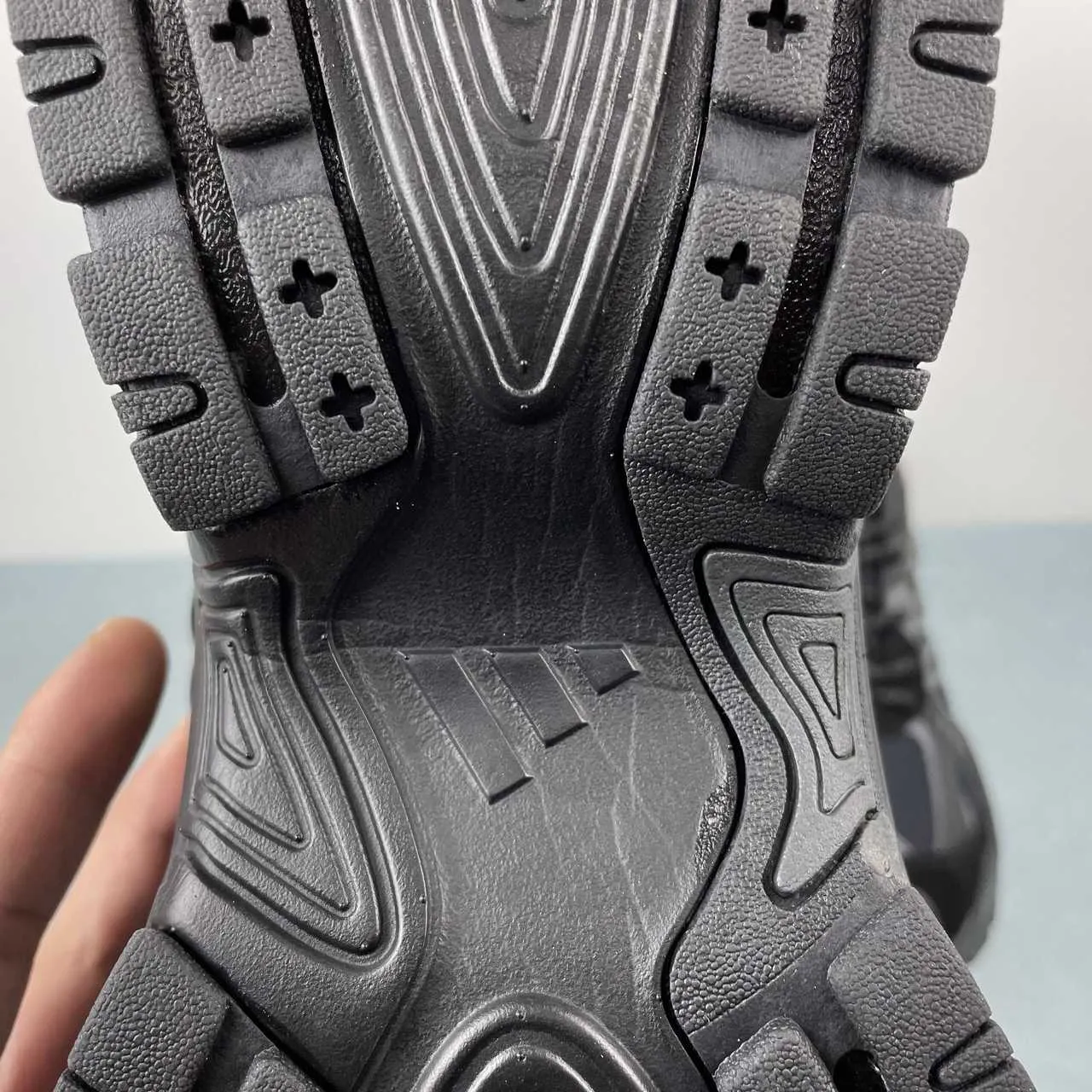 AD Cushion SFTM Shoes Sneakers - nk0005355 - Image 15