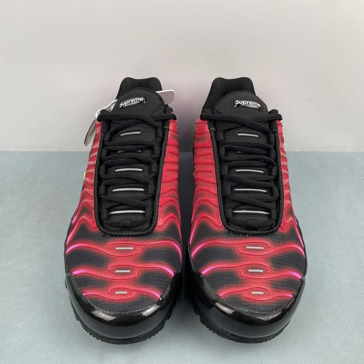 NK x SUP AM Plus TN University Red Shoes Sneakers - nk0005400 - Image 6