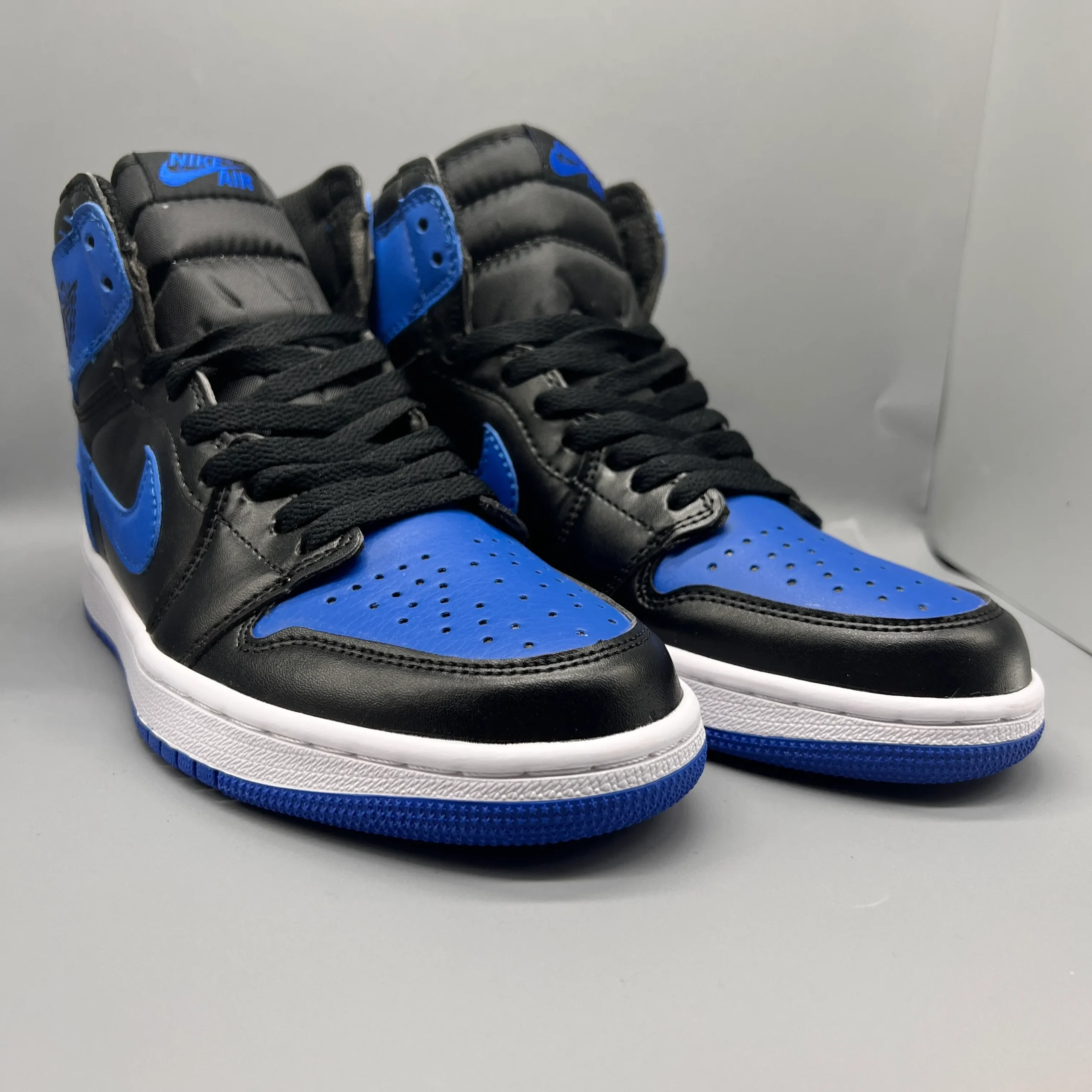AJ 1 High OG “Royal” Shoes Sneakers – nk0005433 - Image 3