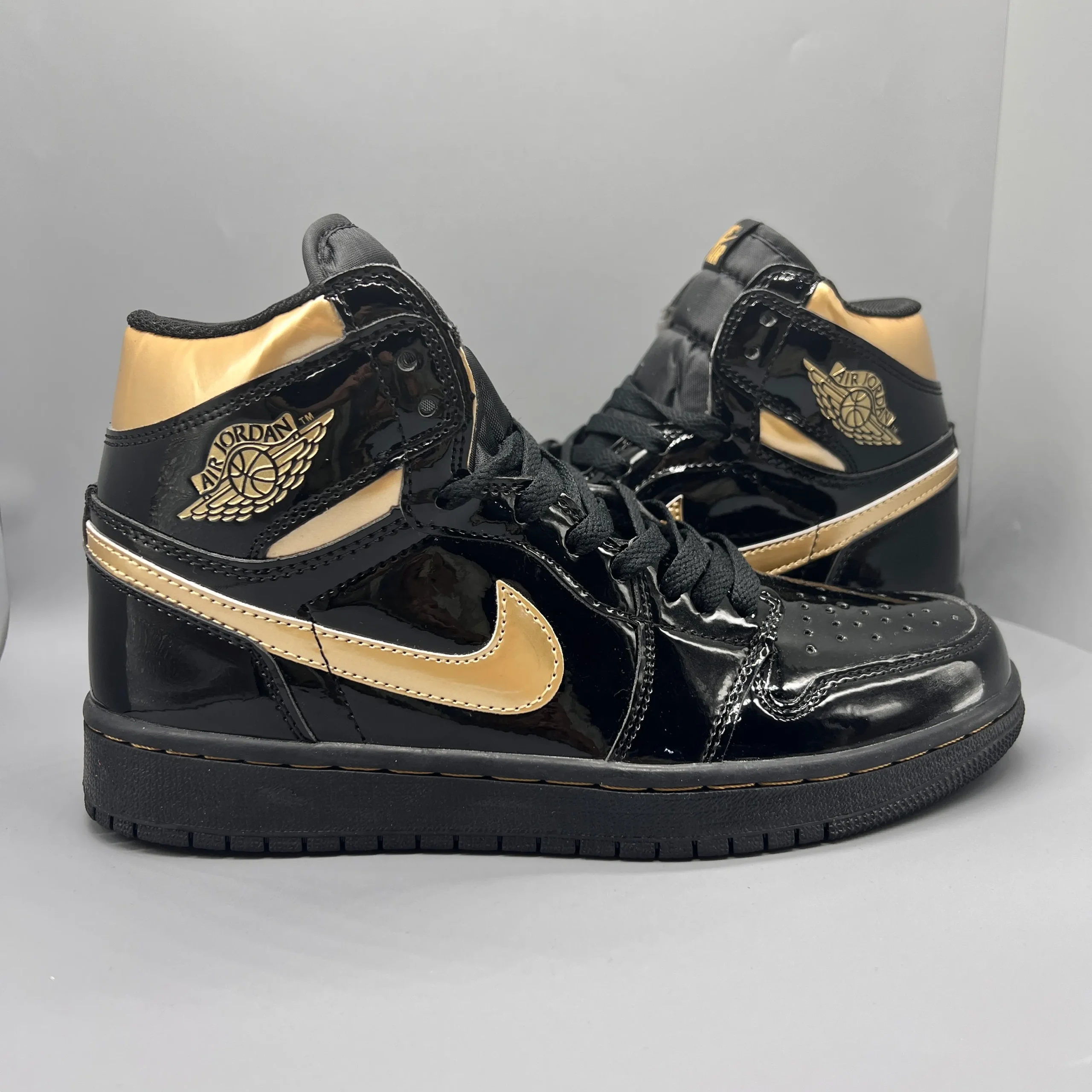 AJ 1 Retro High OG "Black Metallic Gold" Shoes Sneakers – nk0005530 - Image 3